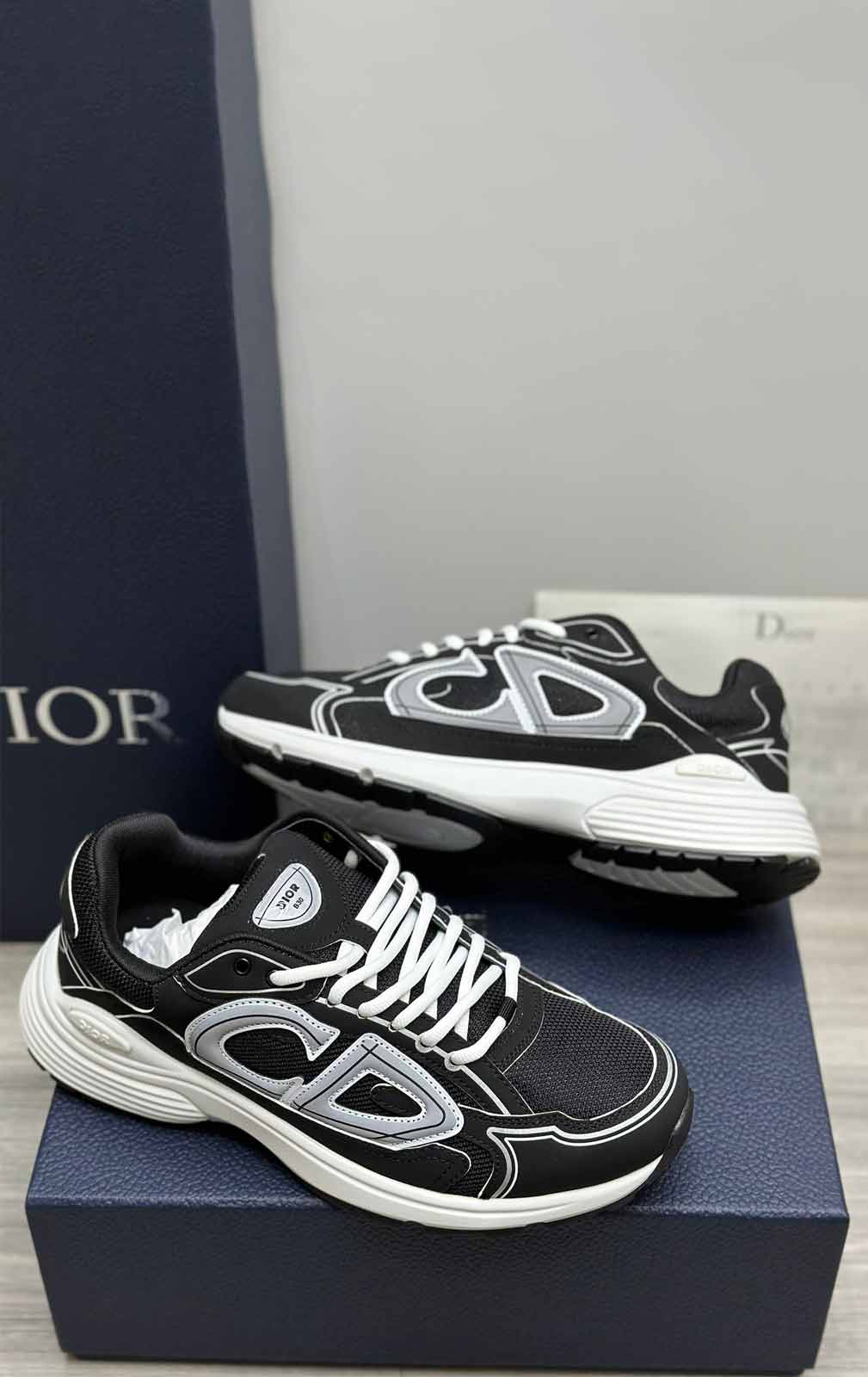 Dior-Sneakers-Black-Mesh-D-102