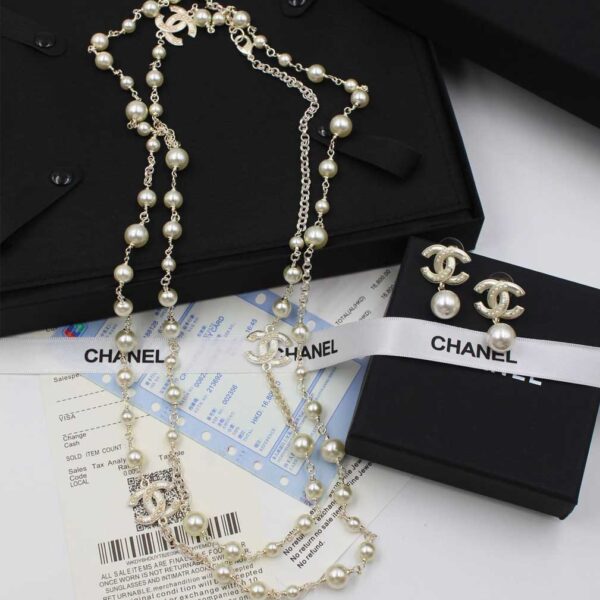 CHANEL WHITE PEARL LONG NECKLACE-J-C-101