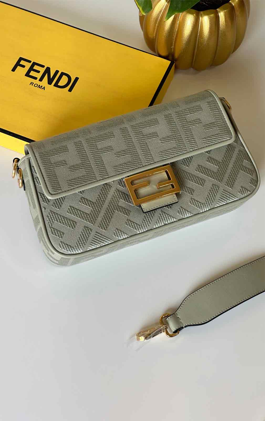 Fendi Baguette Leather Handbags-F-BR-54